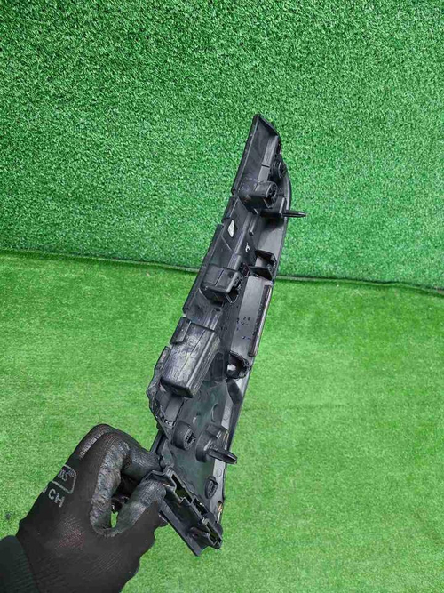 Накладка крыла передняя правая BMW X7 G07 (19-нв)