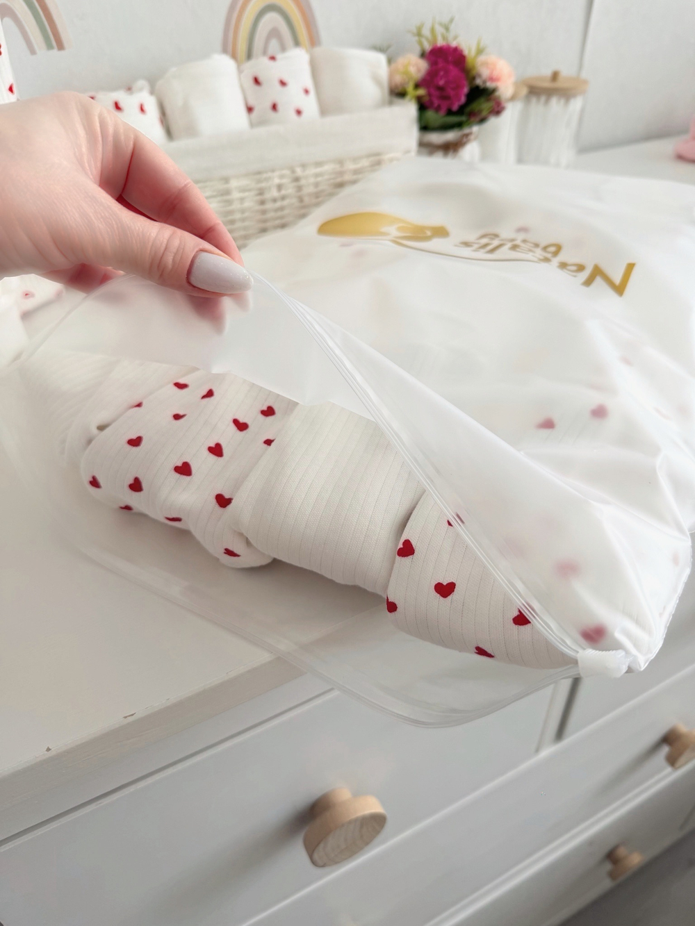 Комплект одежды из 20 предметов Сердечки