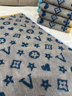 Пол Кит Кух ЛЬЮУЙ ВЬЮТОН