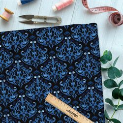 Ткань мембрана симметричный изогнутый узор на тёмно-синем фоне