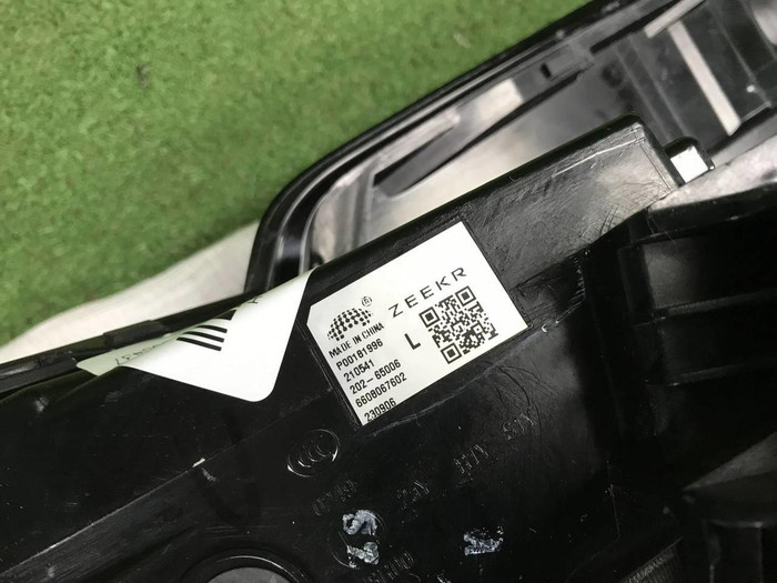 Фонарь левый внешний Zeekr 001 (2021-н.в.)