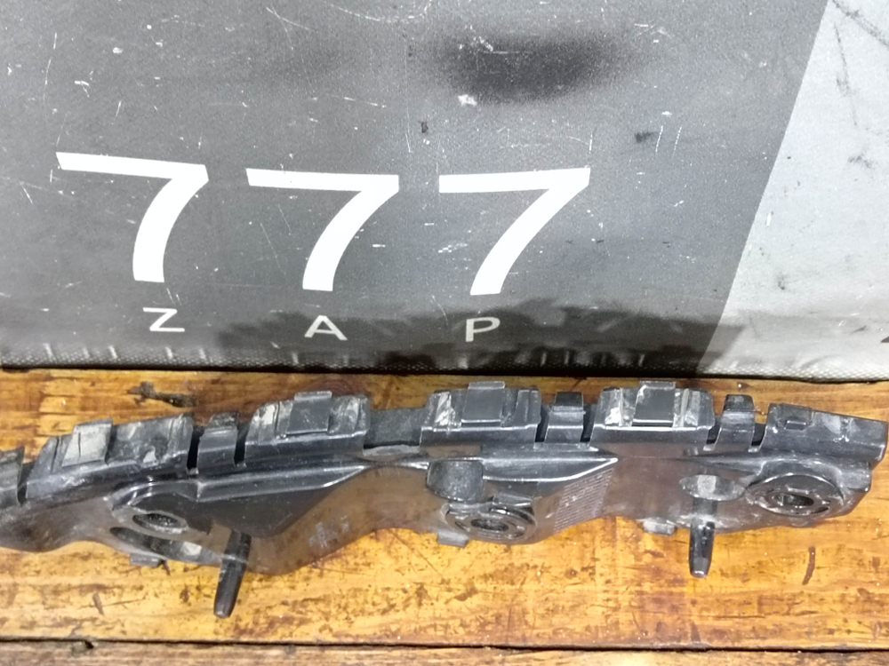 Кронштейн переднего бампера правый Haval Dargo 22-нв Б/У Оригинал 2803402XKN04A