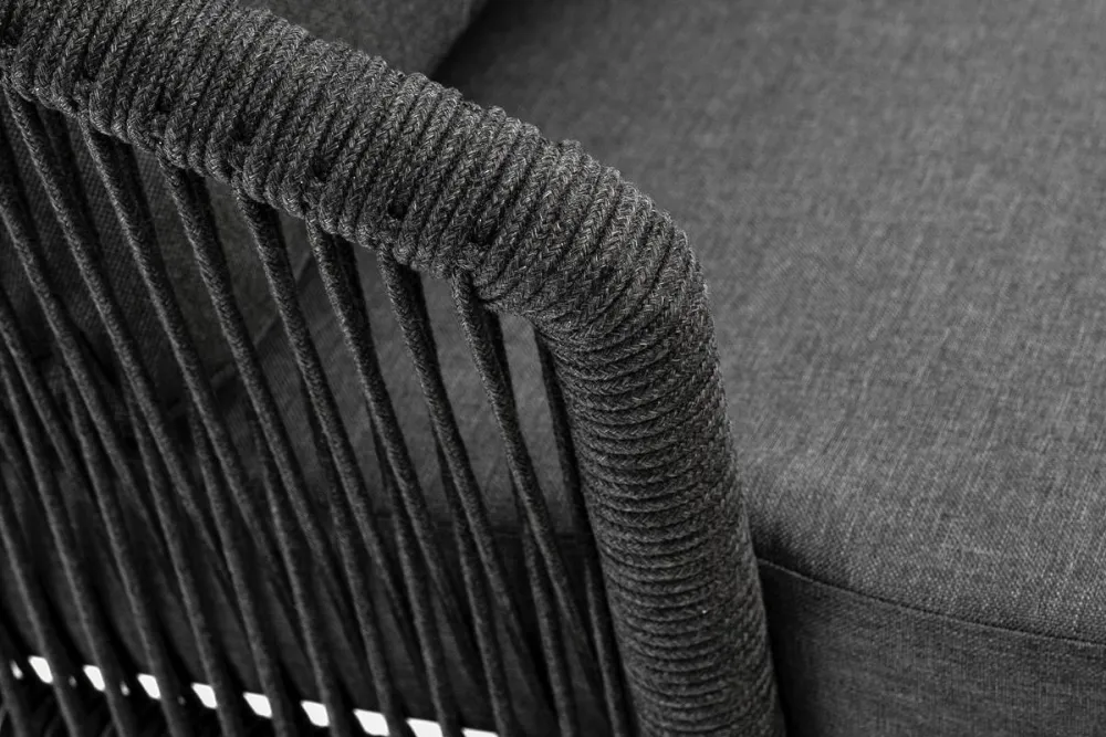 "Верона" кресло плетеное из роупа, каркас алюминий темно-серый (RAL7024) муар, роуп темно-серый круглый, ткань темно-серая 027