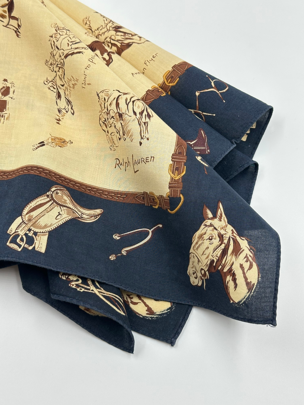 Платок бежевый с синей каймой Ralph Lauren