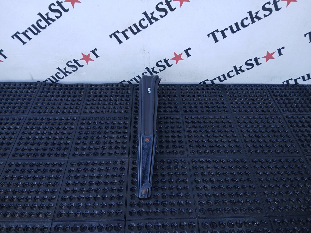 Кронштейн крыла переднего левого 2022г.