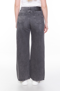 ДЖИНСЫ СО СТРАЗАМИ