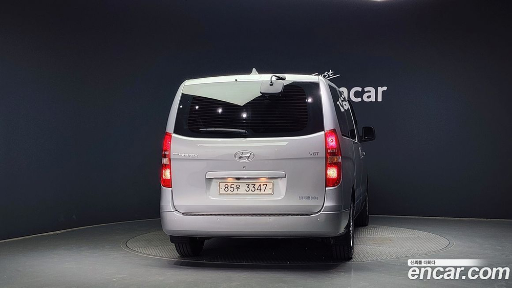 Hyundai The New Grand Starex Van 3-х местный (04.2020)