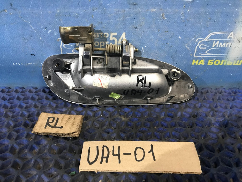 Ручка двери задней левой внешняя Honda INSPIRE 1999