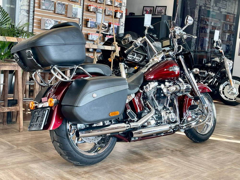 Harley-Davidson CVO Softail Convertible 2012