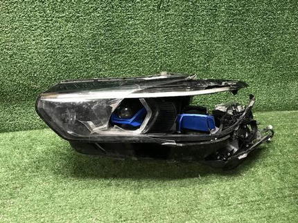 Битая Фара левая BMW X5 G05 (18-23) Laser Black