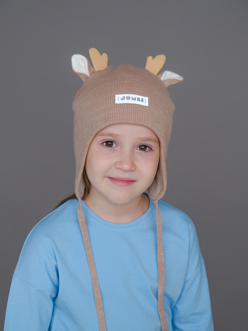 Шапка зимняя вязаная (Бархатный беж) Олененок