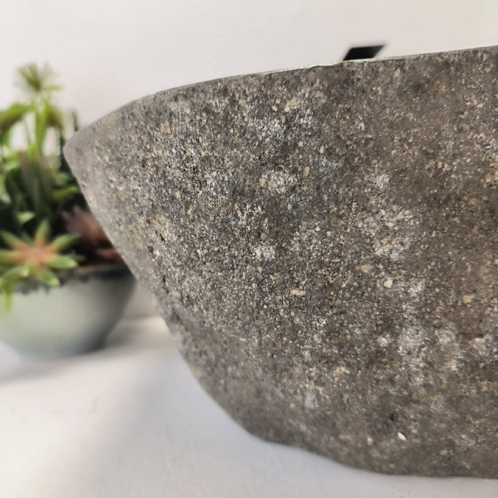 Раковина из речного камня RS-63393 (48*43*15) 0123