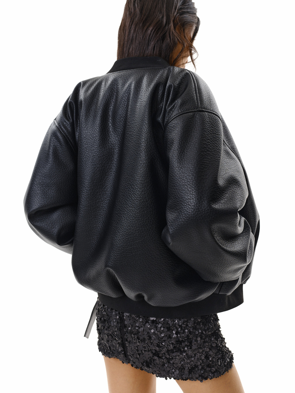 PRE-ORDER BOMBER BLACK’26