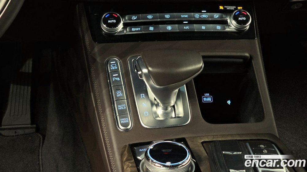 Genesis G90 3.8 AWD (08.2019)