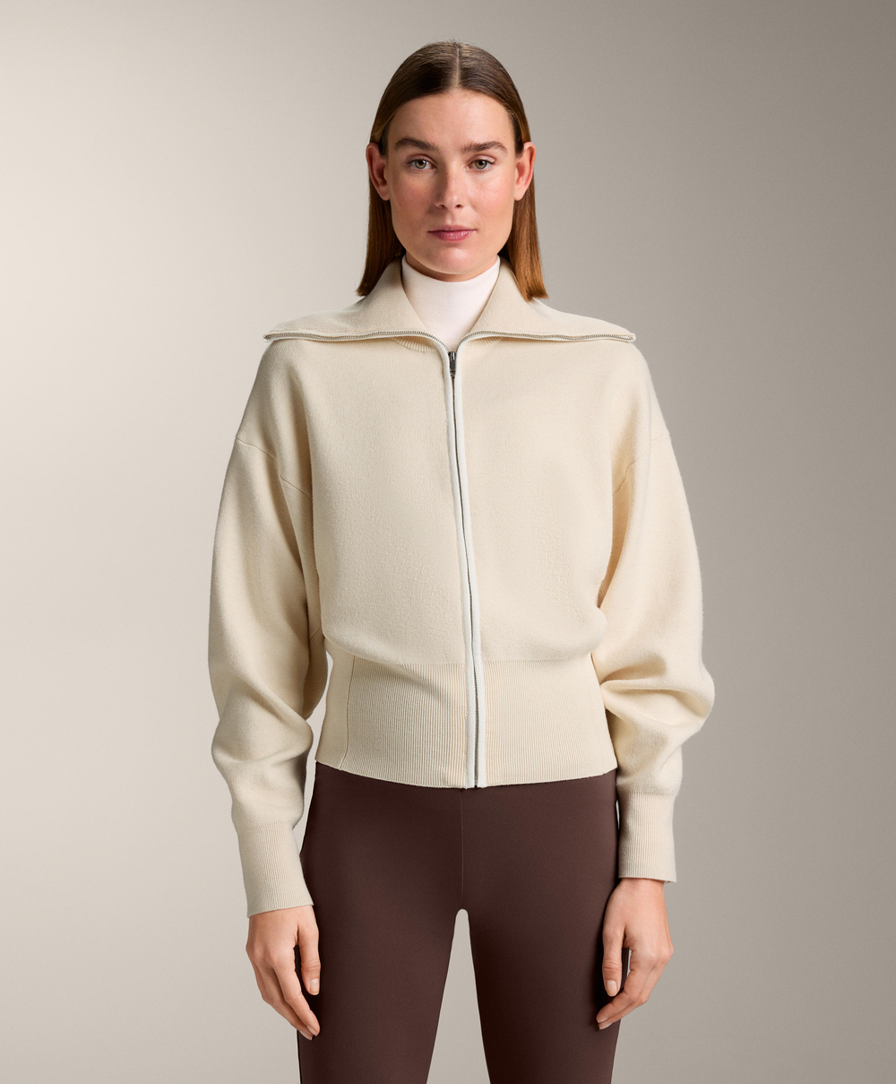 Oysho Вязаная куртка на молнии с контрастными деталями, ванильный