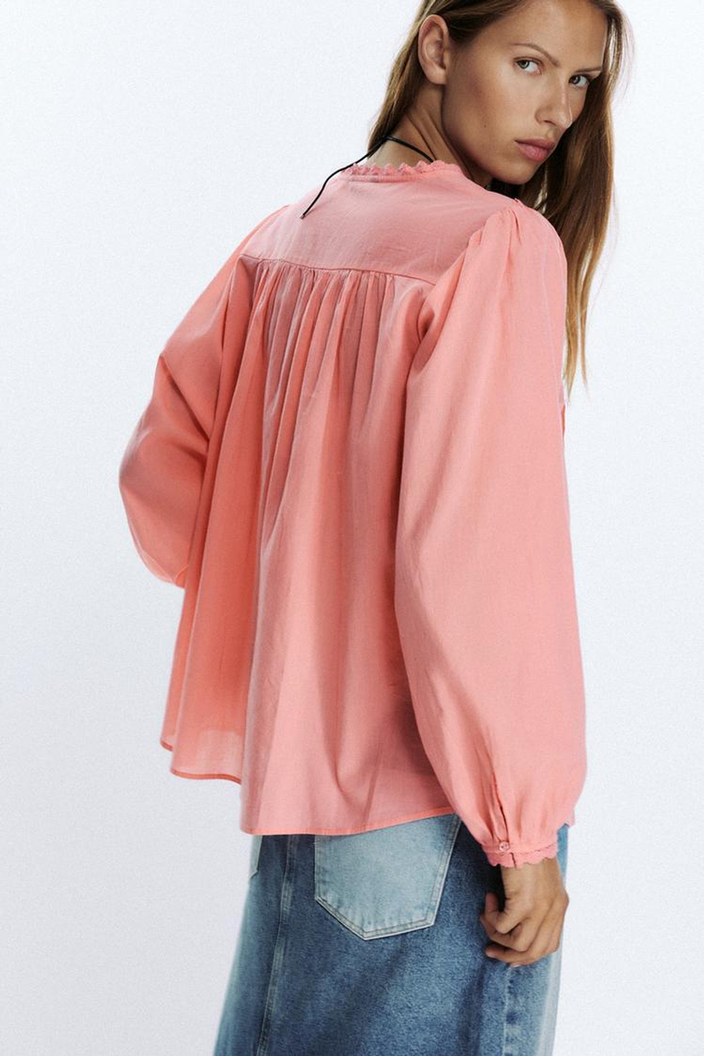 ZARA РОМАНТИЧНАЯ БЛУЗКА С КРУЖЕВОМ, РОЗОВЫЙ