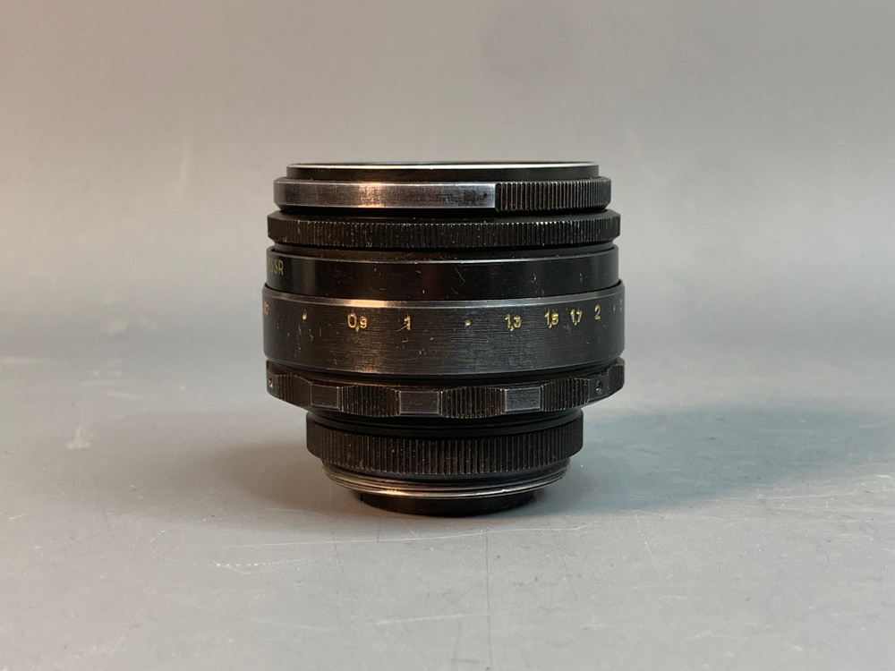 Гелиос 44-2 немного плесени внутри линзы