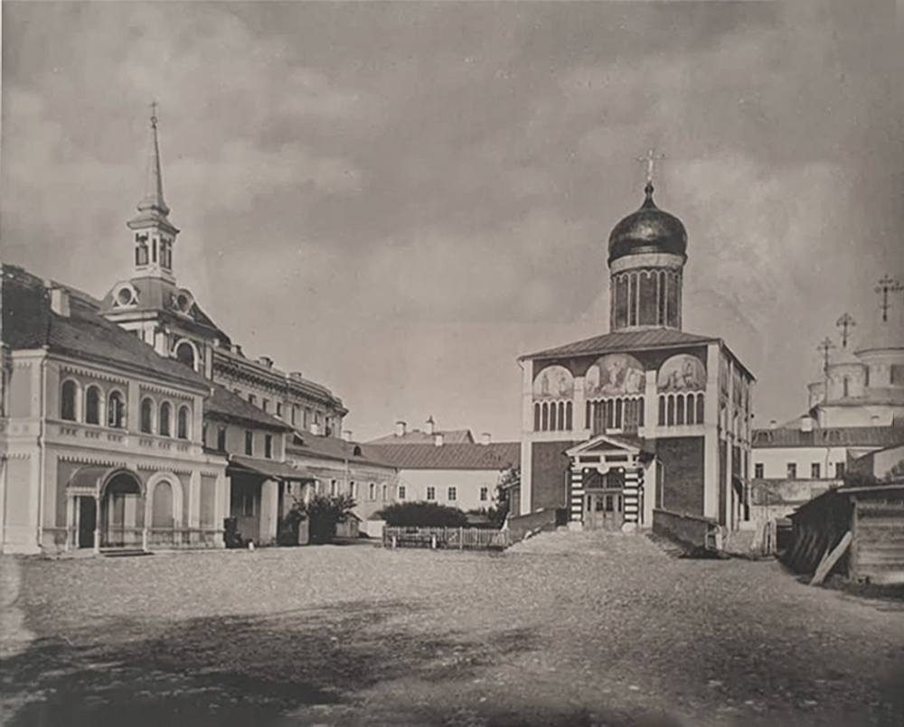 «Церковь Архангела Михаила что на Тропарёвском овраге». Москва. 1882. Фотогравюра.