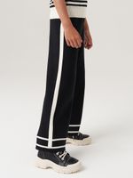 АТ570-1 Брюки для девочки черный