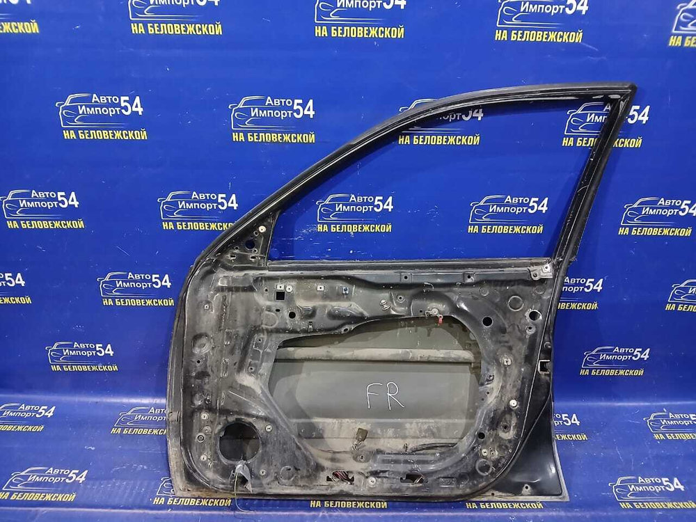 Дверь передняя правая TOYOTA CALDINA 1994