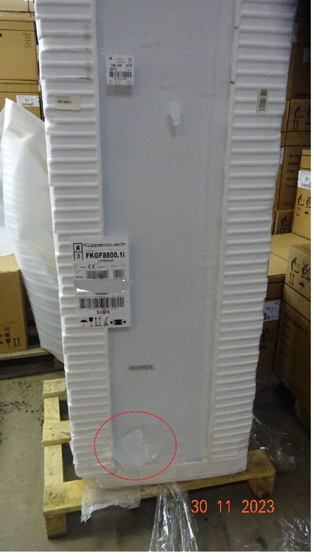 Встраиваемый холодильник Kuppersbusch FKGF 8800.1i