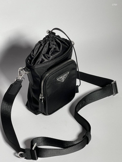Сумка-слинг Prada