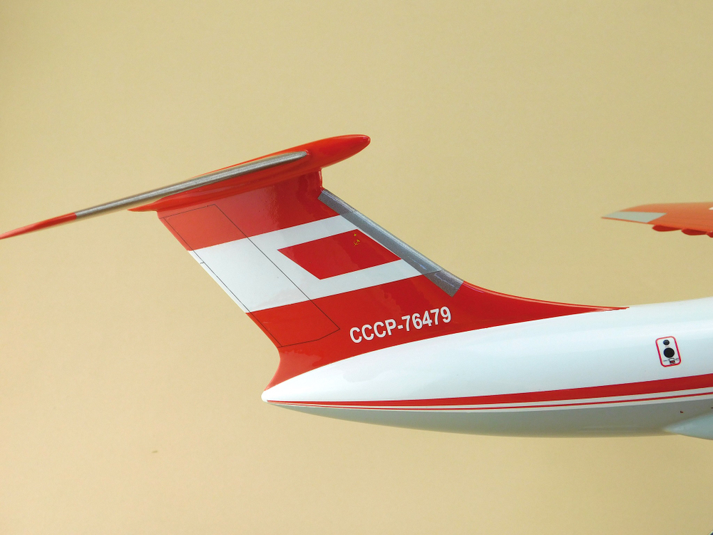 Модель самолета Ил-76ТД (М1:100, Аэрофлот полярный)