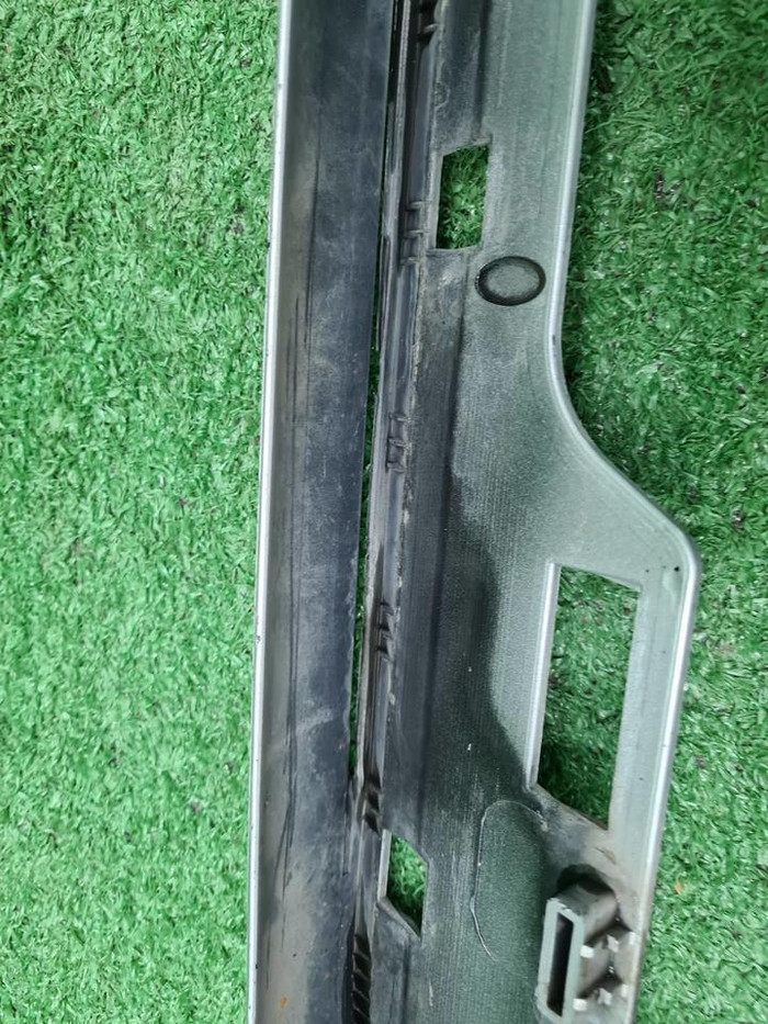 Накладка подножки правая Toyota LC Prado 150 09-нв