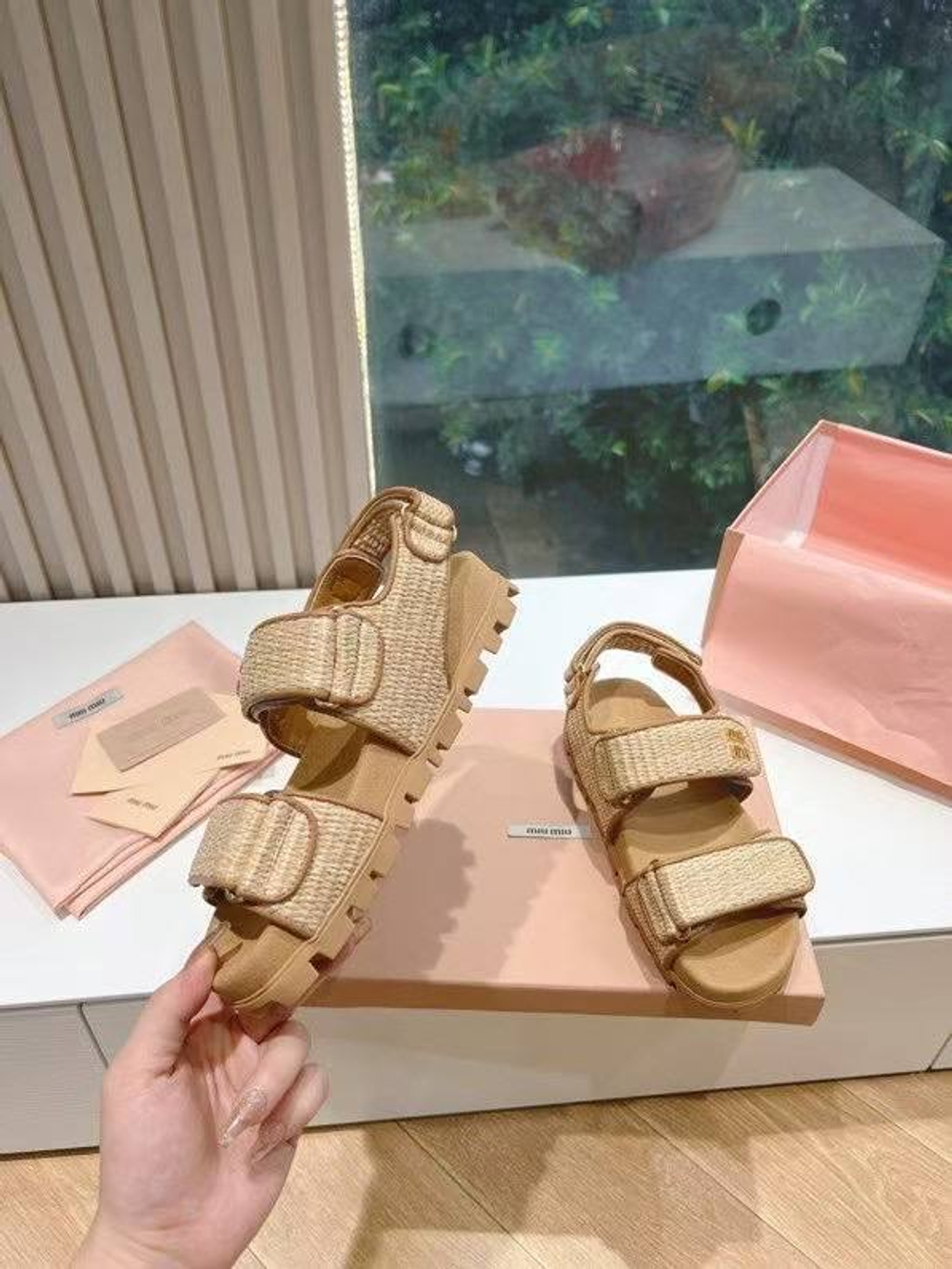 Сандалии MIU MIU