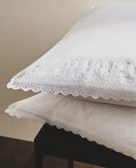 ZARA HOME НАВОЛОЧКА С ВЫШИВКОЙ, БЕЛЫЙ