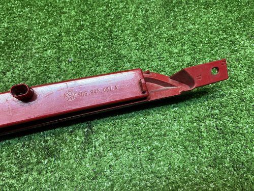 Стоп сигнал VW Touareg 3 (2018-2023)