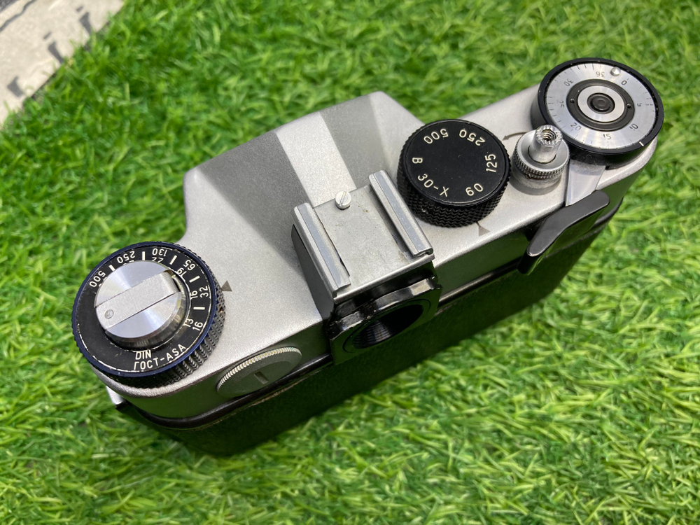 Helios-44M