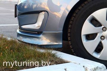 Клыки на передний бампер для Kia Rio III дорестайлинг