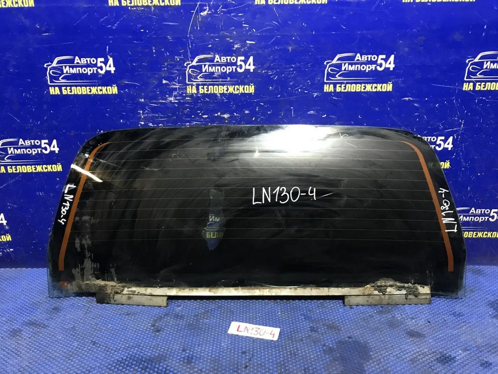 Стекло пятой двери TOYOTA HILUX SURF 1992