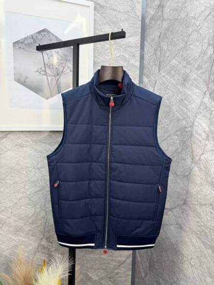 Безрукавка Kiton