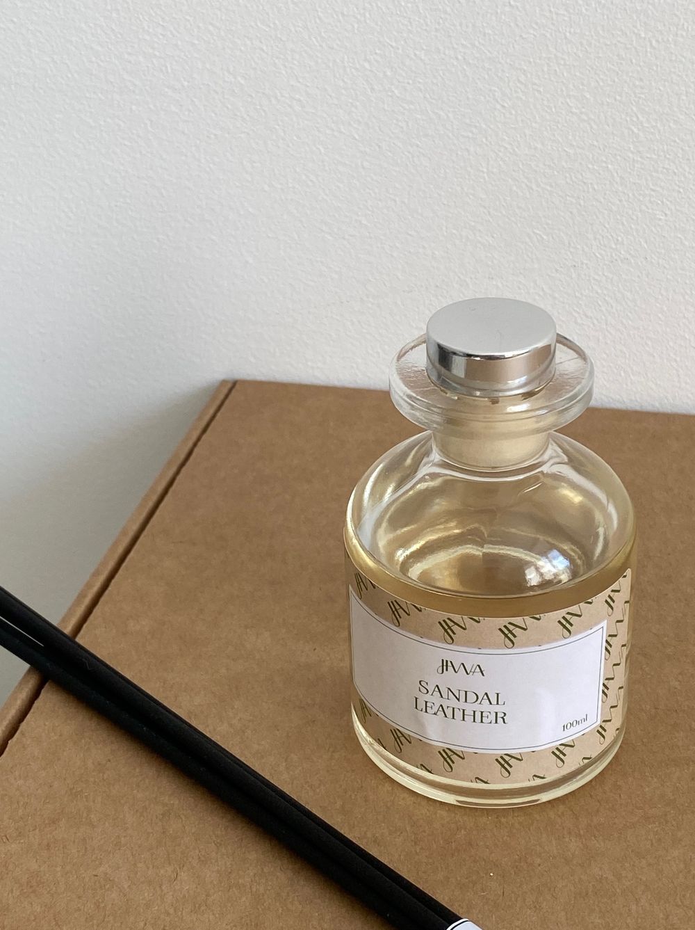 Диффузор JIWA 100 мл - Кожа - сандал