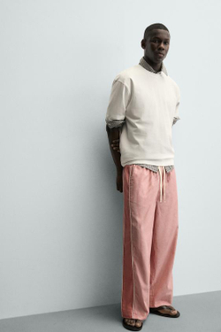 ZARA БРЮКИ В ПОЛОСКУ С КОНТРАСТНЫМИ ЛАМПАСАМИ, КРАСНЫЙ