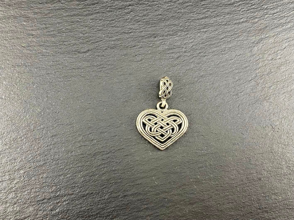 Подвеска. Кельтское сердце