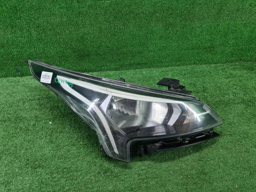 Битая Фара правая Kia Rio 4 (2020-н.в.) галоген
