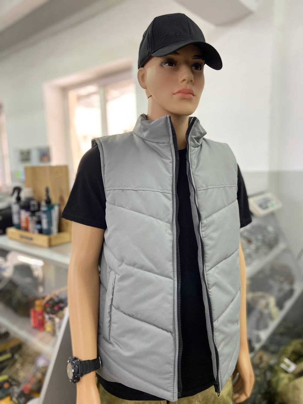 Жилет утеплённый / серый