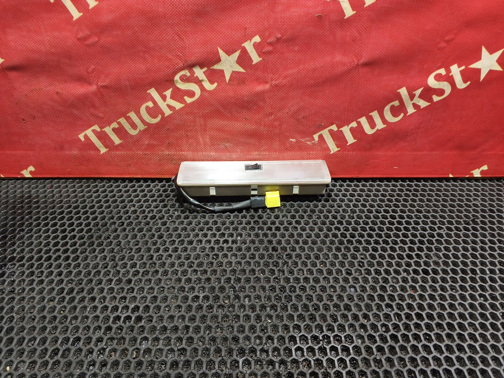 Плафон внутреннего освещения