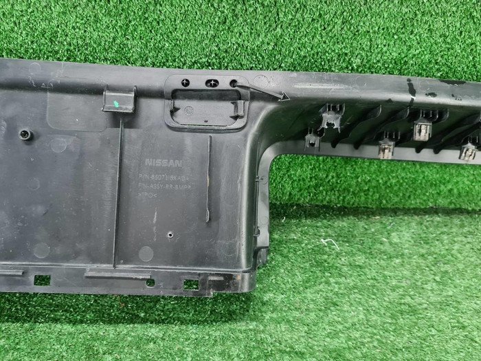 Накладка заднего бампера верхняя Mercedes X W470 (2017-2020)