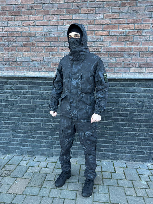 Костюм горка 6 флис / осень-зима / чёрный питон