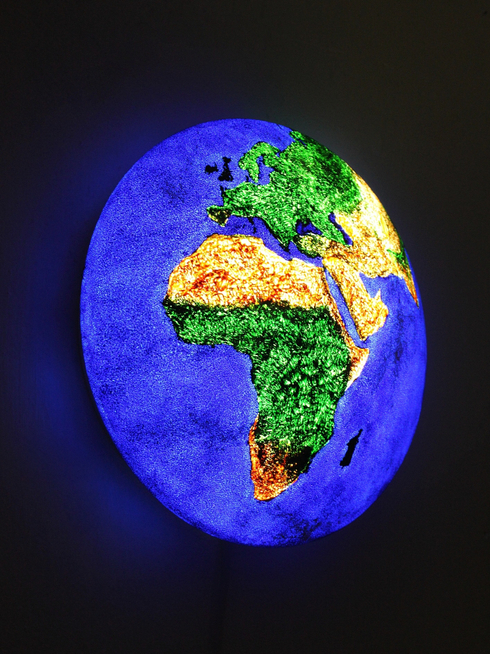 Настенный светильник - Земля (25 см)