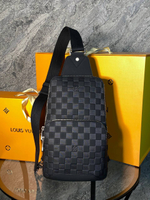 Сумка-мессенджер Louis Vuitton
