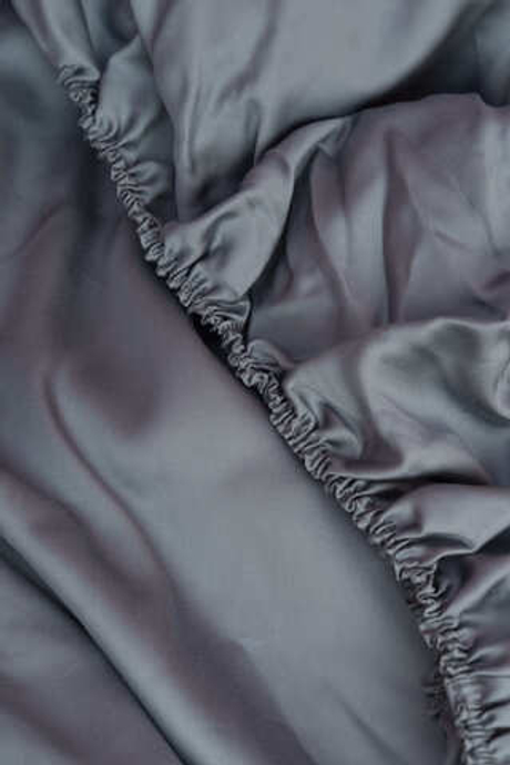 Простыня на резинке 160x200x40 German Grass Grey Brilliant серая