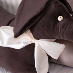 Подушка декоративная Собака Бетти Шоколад