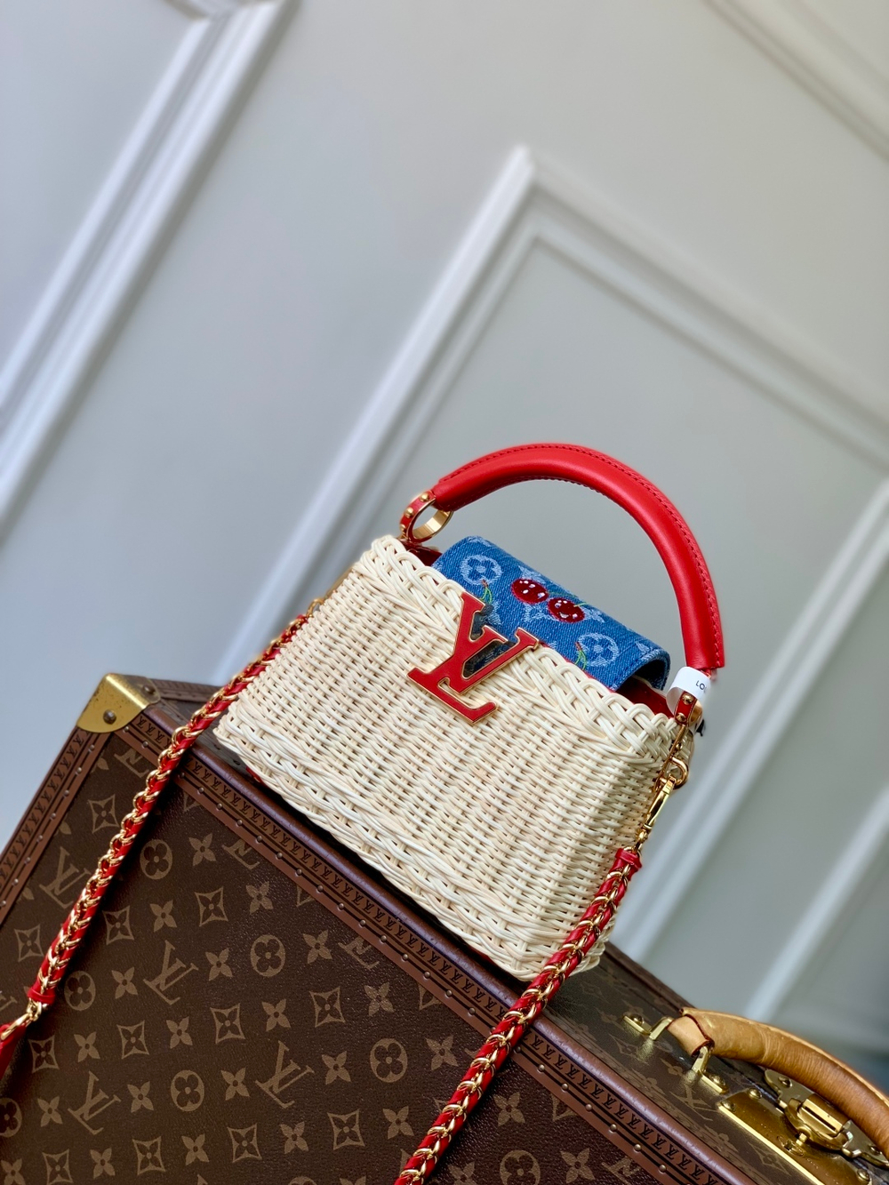 Louis Vuitton Capucines Mini