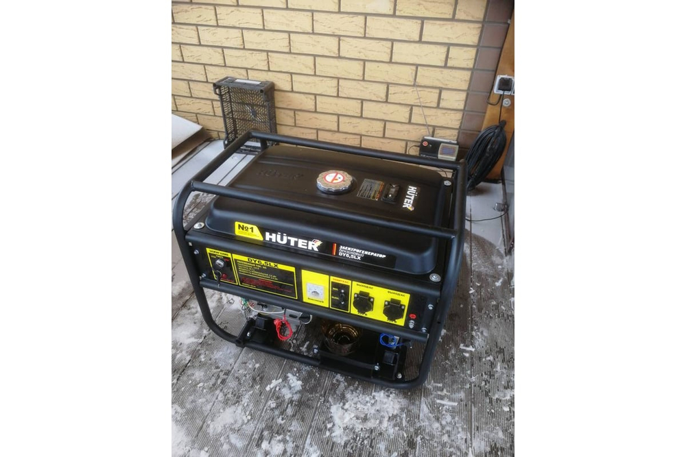 Электрогенератор Huter DY6,5LX 64/1/75