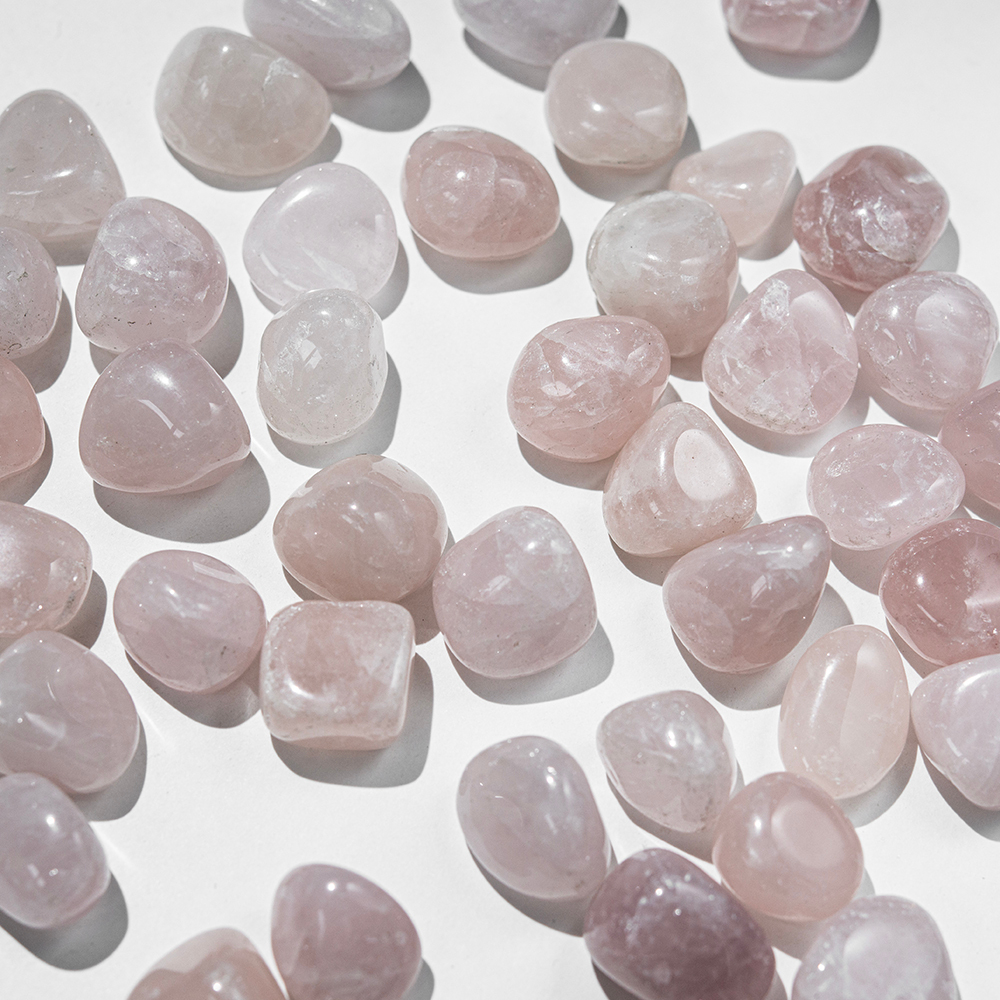 Камушки натурального розового кварца, 19-25,5мм